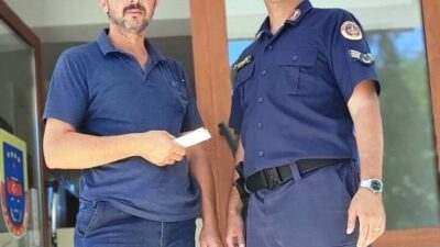 Kütahya’nın Hisarcık ilçesinde servis şoförünün arazi yangını söndürme esnasında bulduğu