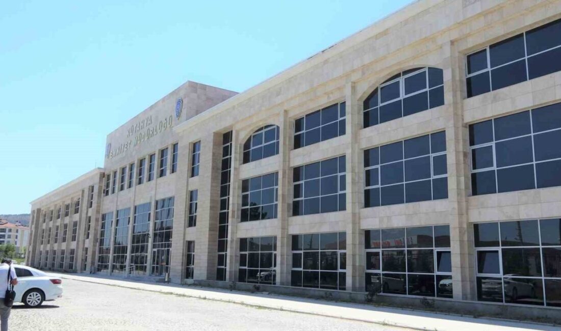 Kütahya İl Emniyet Müdürlüğü, vatandaşların huzur ve güvenliği için yürüttüğü