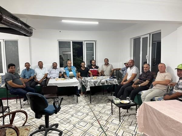 Kütahya’nın Merkez Doğarslan köyünde muhtar ve üreticilere yönelik hasat ve