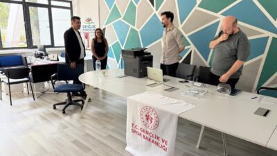 Kütahya Gençlik ve Spor İl Müdürlüğü’ne bağlı Dumlupınar Kapalı Spor