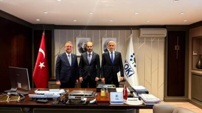 AK Parti Kütahya milletvekilleri Adil Biçer ve Mehmet Demir, TOKİ