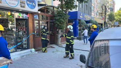Oğuzhan KILIÇ/KÜTAHYA, – KÜTAHYA’da bir kafenin mutfağında gaz kaçağı nedeniyle