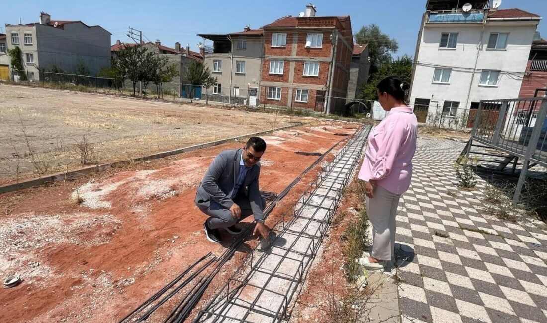 Kütahya Gençlik ve Spor İl Müdürü Bülent Küçük, uzun yıllardır