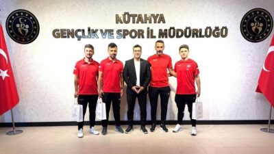 Kütahya Gençlik ve Spor İl Müdürlüğü, ayak tenisi branşında Türkiye