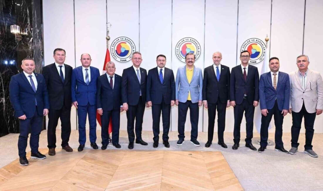 Kütahya Valisi Musa Işın başkanlığındaki bir heyet, Türkiye Odalar ve