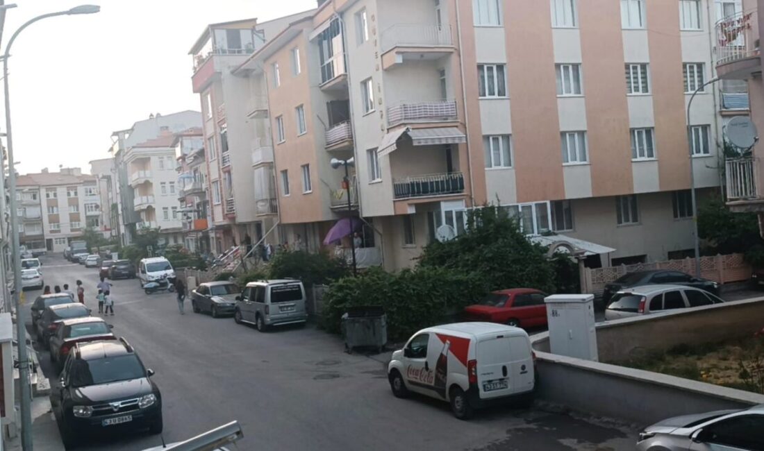 Balıkesir’in Sındırgı ilçesinde meydana gelen 6.1 büyüklüğündeki deprem, Kütahya merkez