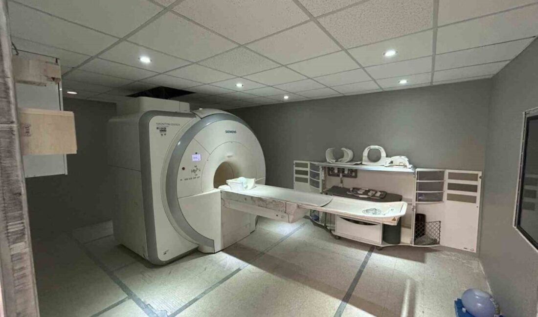Kütahya’nın Gediz Devlet Hastanesi’nde geçtiğimiz aylarda ihalesi yapılan MR ünitesinin