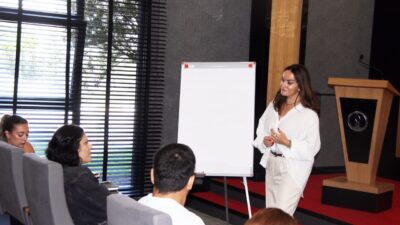 Kütahya Organize Sanayi Bölgesi (OSB), çalışanların iletişim becerilerini geliştirmek ve