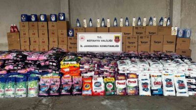 Kütahya’da İl Jandarma Komutanlığı ekiplerince Simav ilçesinde bir adrese düzenlenen