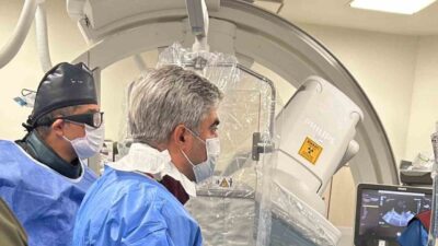 Kütahya Şehir Hastanesi’nde ilk kez uygulanan transkateter yöntemiyle, 12 yaşındaki