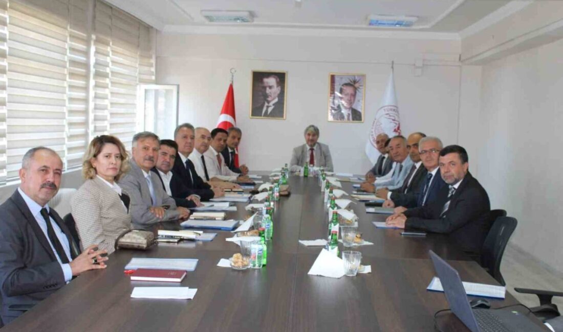 Kütahya’nın Emet ilçesinde 2025-2026 Eğitim Öğretim Yılı hazırlıklarını değerlendirmek üzere