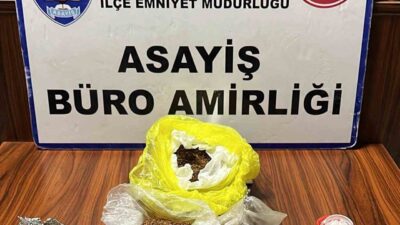 Kütahya’nın Tavşanlı ilçesinde polis ekiplerince düzenlenen operasyonla, uyuşturucu ticareti yaptığı