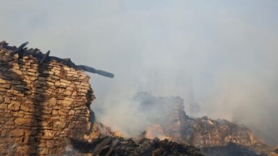 Ercan KOLKU/ EMET(Kütayha), – KÜTAHYA’nın Emet ilçesinde, bir evde çıkan