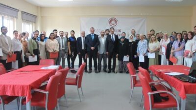 Kütahya’da İl Yaşlılık Çalıştayı, Vali Yardımcısı Harun Kazez’in katılımıyla gerçekleştirildi.