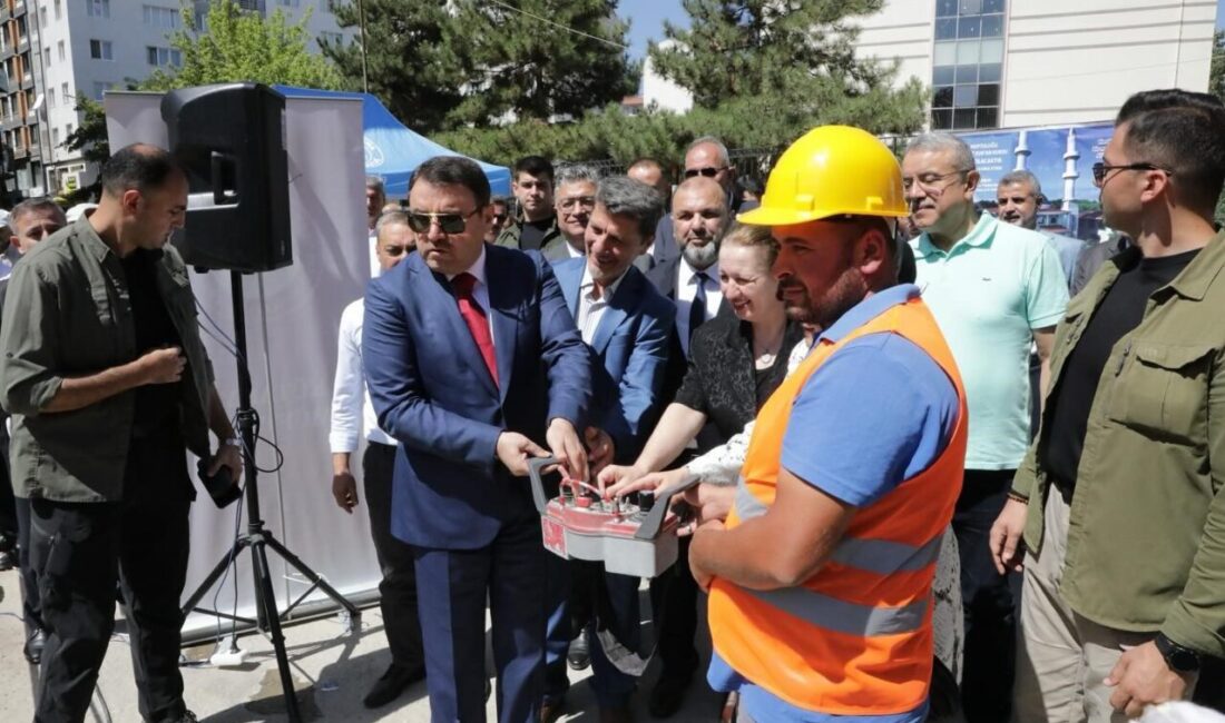 Kütahya’da Şevelli Camii’nin temel atma töreni, Vali Musa Işın’ın katılımıyla