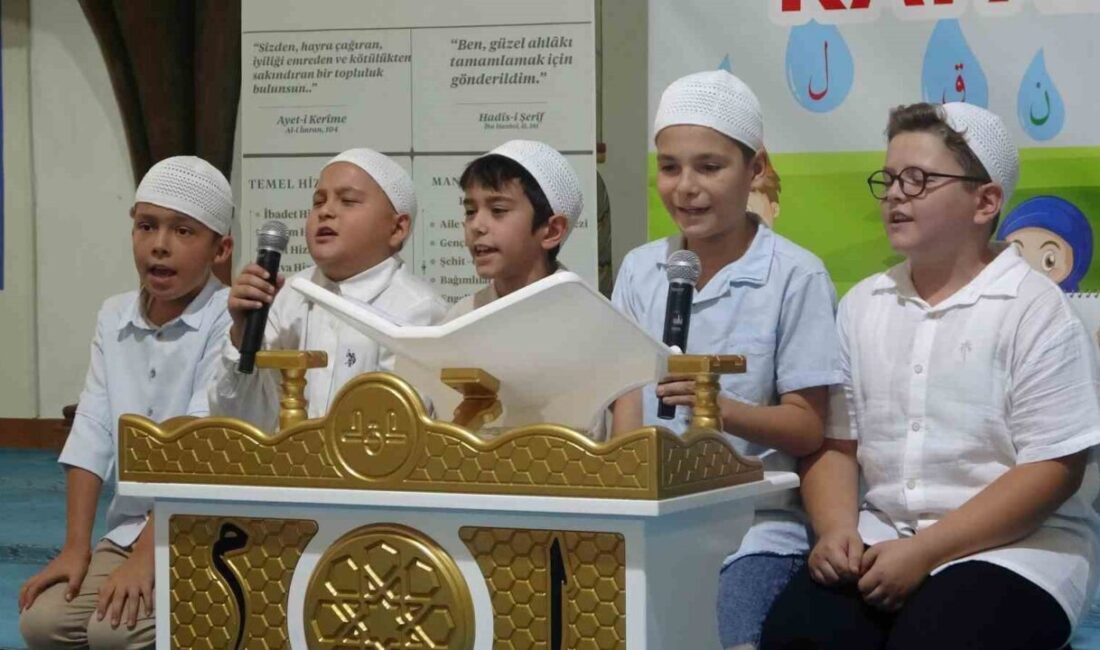 Kütahya İl Müftülüğü tarafından, ’Yaz Kur’an Kursları Kapanış Programı’ düzenlendi.