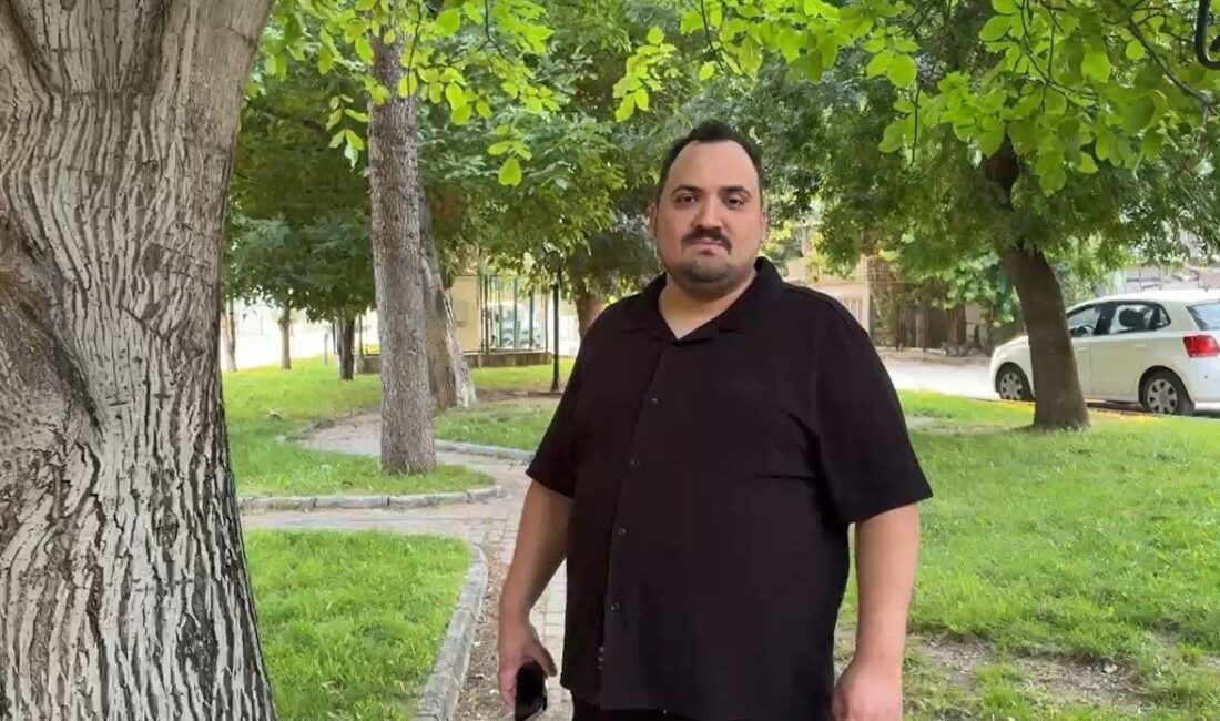 Kütahya’nın Tavşanlı ilçesinde nesli tehdit altındaki Arap tavşanı görüntülendi. Tavşanlı