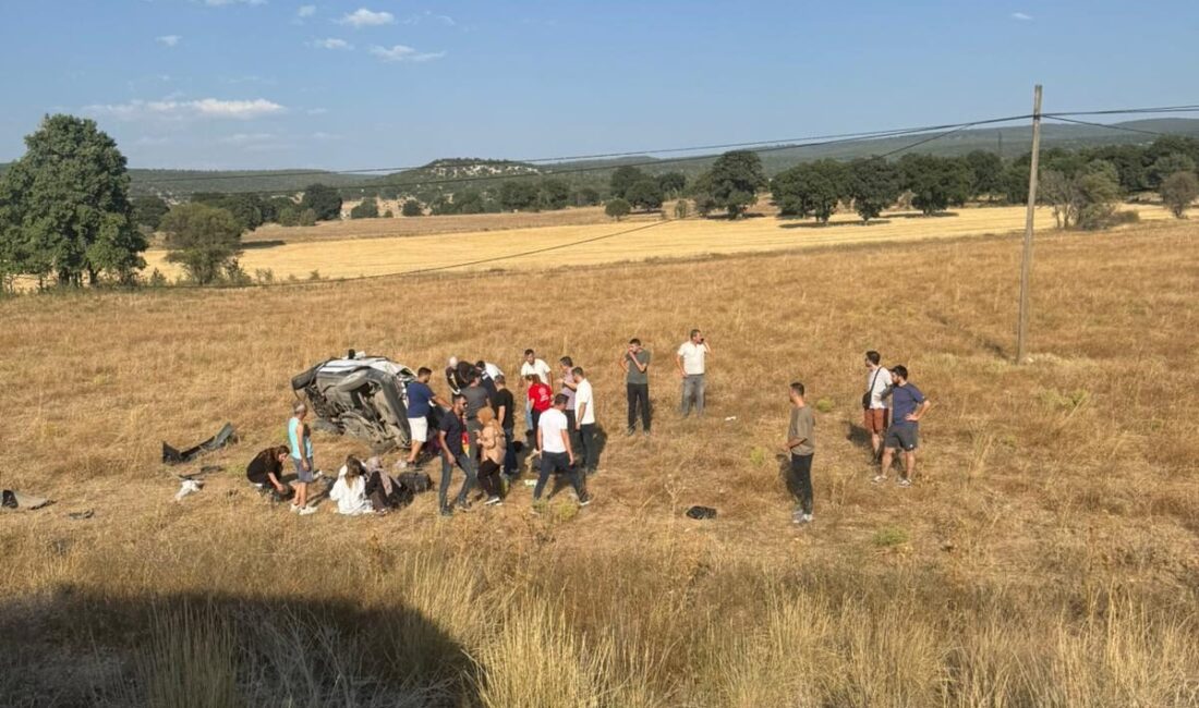 Ercan KOLKU/ EMET(Kütahya), – KÜTAHYA’nın Emet ilçesinde, kontrolden çıkan otomobilin