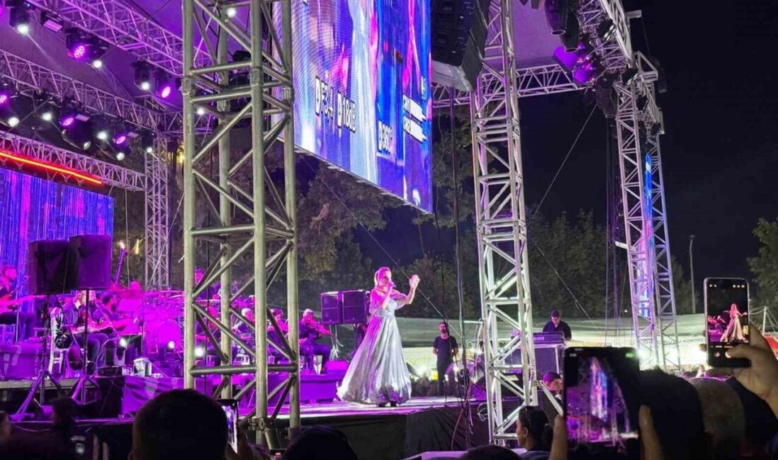 Kütahya’nın Simav ilçesinde bu yıl 92’incisi düzenlenen Turizm ve Ticaret