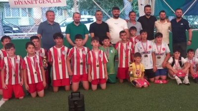 Simav İlçe Müftülüğü tarafından düzenlenen Yaz Kur’an Kursları arası futbol