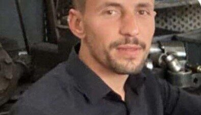 Kütahya’nın Aslanapa ilçesinde pikabın tarlaya devrilmesi sonucu meydana gelen trafik