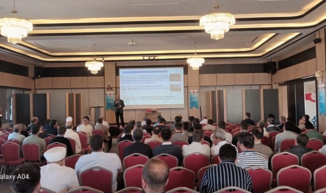 Kütahya İl Müftülüğüne bağlı camilerde görev yapan imam hatip ve