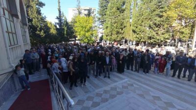 Kütahya’nın Gediz ilçesinden 31 kişilik bir umreci kafilesi, Diyanet İşleri