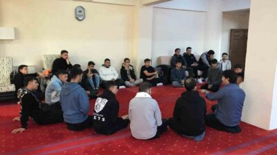 Kütahya’nın Gediz İlçe Müftülüğe bağlı Üniversite Camii’nde faaliyet gösteren Üniversite