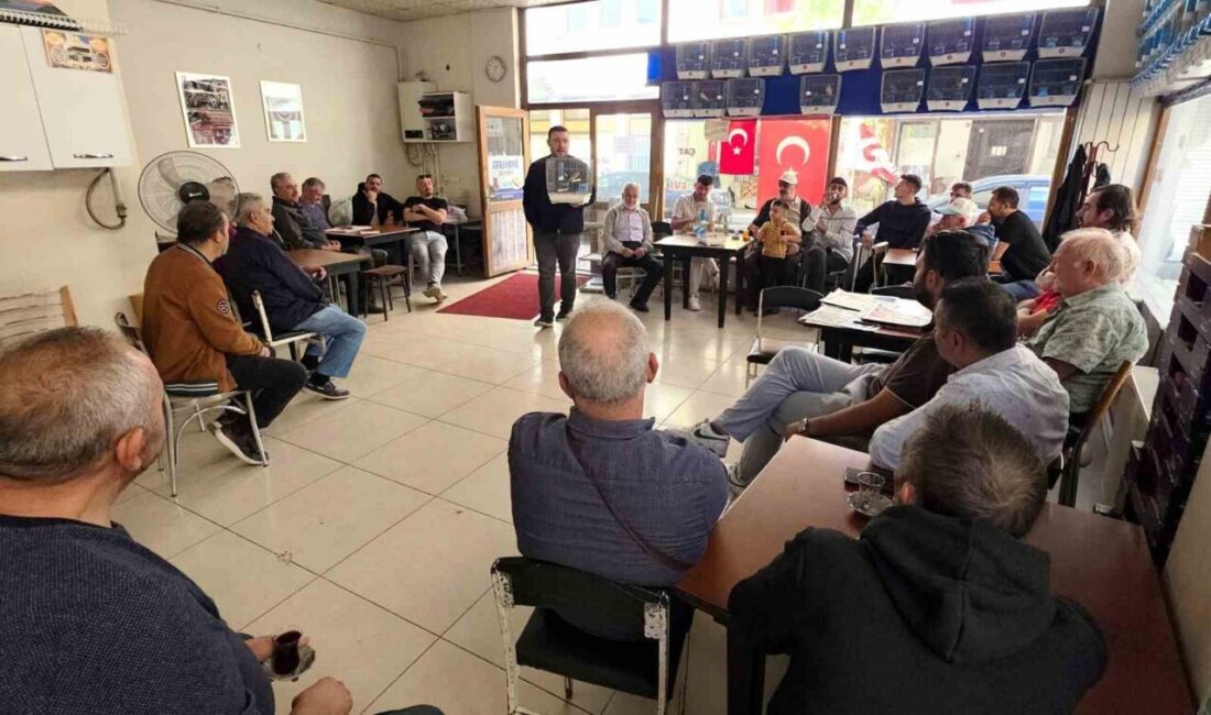 Kütahya Serinofil Derneği tarafından düzenlenen ‘Kuş Borsası’, renkli görüntüler ve