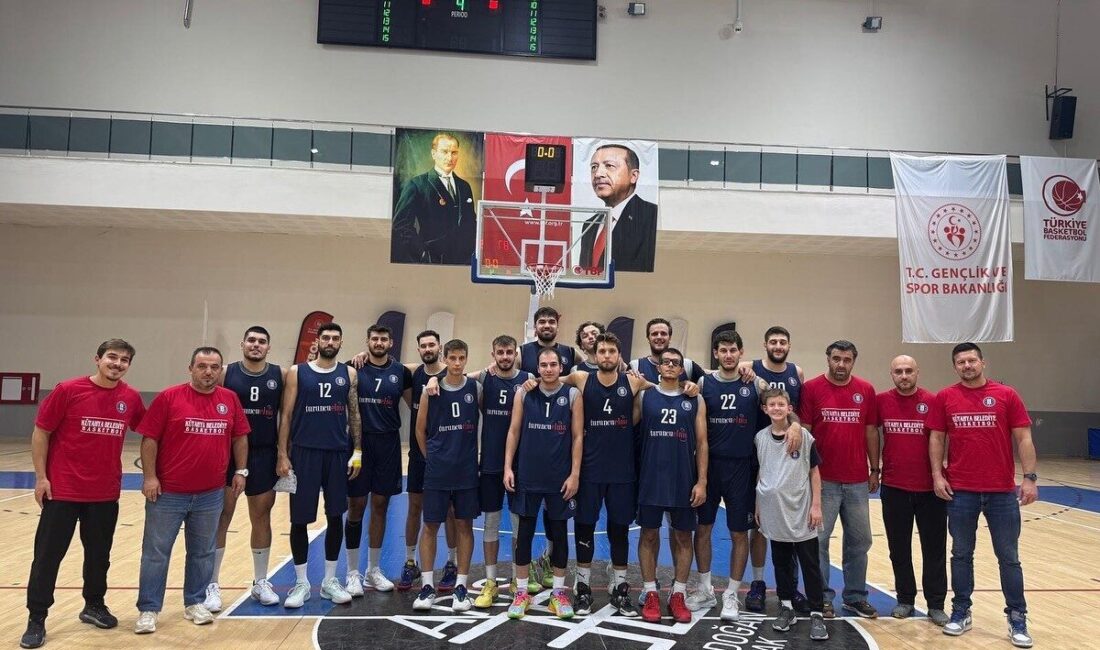 Türkiye Basketbol Federasyonu (TBF) 2. Ligi’nde yeni sezon hazırlıklarını sürdüren