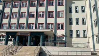 Kütahya Aysel-Selahattin Erkasap Sosyal Bilimler Lisesinin, e-Twinning kapsamında biri kurucusu,