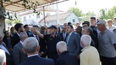 Kütahya Valisi Musa Işın, Şaphane ilçesi Hacıhasan Mahallesi’nde meydana gelen