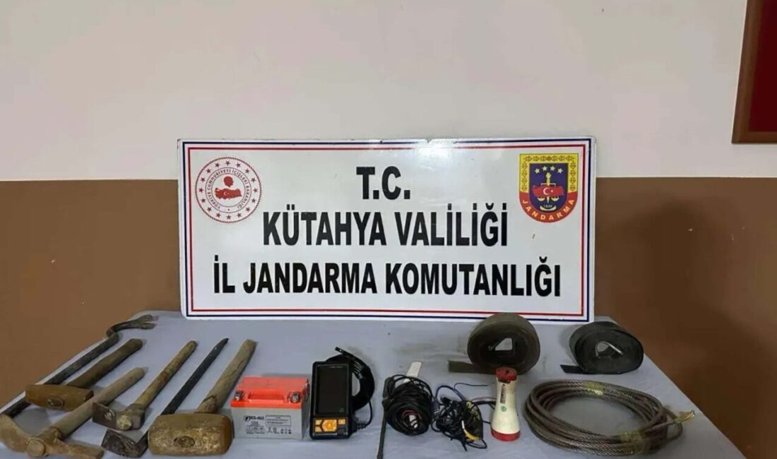 Mehmet ALTINTAŞ/GEDİZ (Kütahya), – KÜTAHYA’nın Gediz ilçesinde ormanda kaçak tarihi