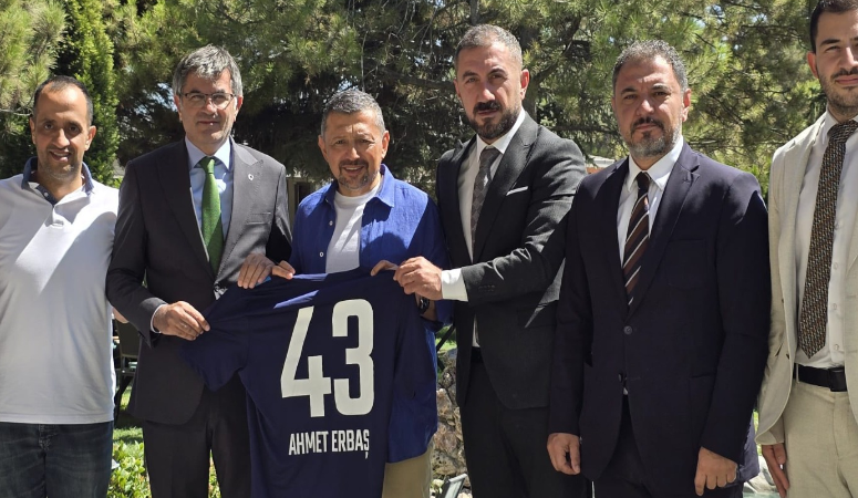 MİLLETVEKİLİ ERBAŞ’TAN KÜTAHYASPOR’A
1 MİLYON TL YARDIM