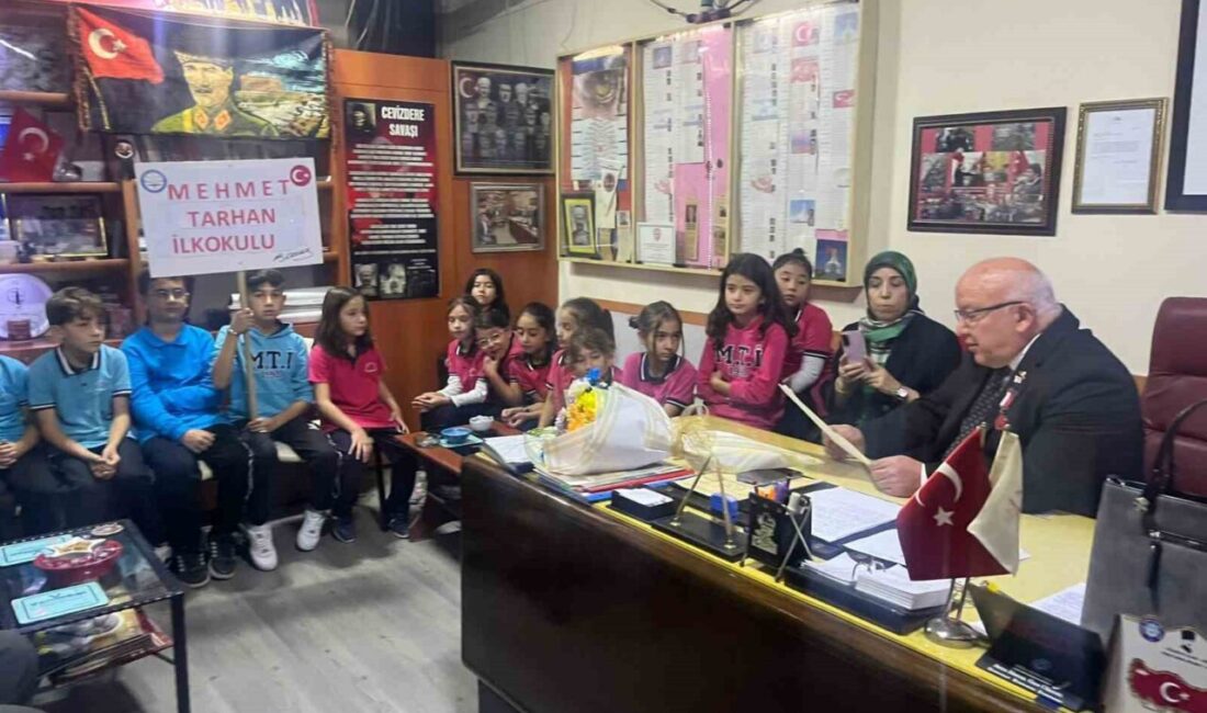 Kütahya’nın Tavşanlı ilçesinde Mehmet Tarhan İlkokulu öğrencileri Cevizdere Şehitleri ve