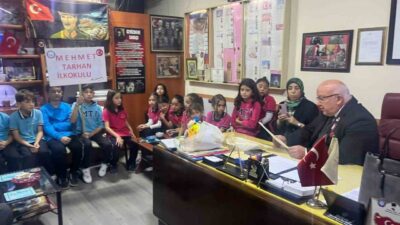 Kütahya’nın Tavşanlı ilçesinde Mehmet Tarhan İlkokulu öğrencileri Cevizdere Şehitleri ve