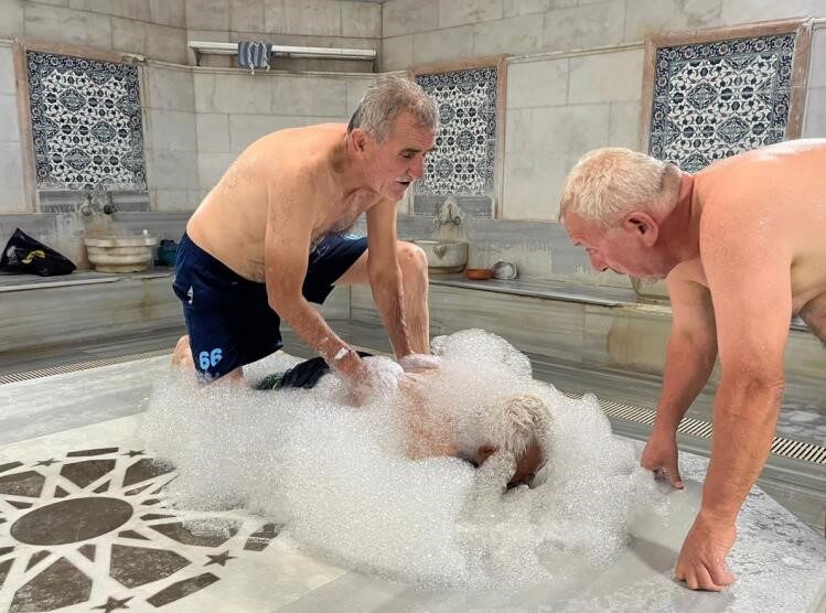 Kütahya’nın Tavşanlı ilçesinde belediyeye ait termal tesisleri, şifalı suları ve