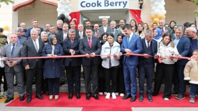 Kütahya Dumlupınar Üniversitesi (DPÜ) yerleşkesinde öğrenciler ve akademik personel için