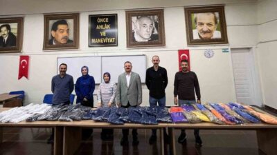 Kütahya’nın Gediz ilçesinde, Halk Eğitimi Merkezi kursiyerleri tarafından el emeğiyle