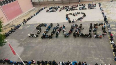 Gediz İlçe Milli Eğitim Müdürlüğü, zorlu bir insani krizden geçen