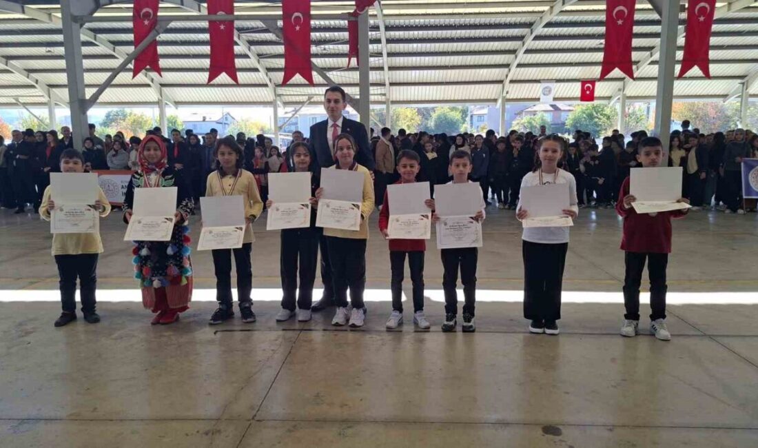 Kütahya’nın Hisarcık ilçesinde Cumhuriyet Bayramı etkinlikleri çerçevesinde düzenlenen yarışmalarda dereceye