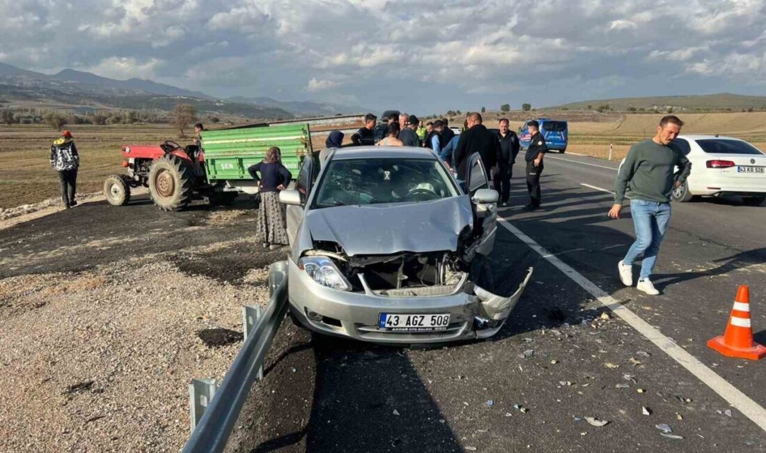 Kütahya’nın Hisarcık ilçesinde, traktör ile otomobilin çarpışması sonucu meydana gelen