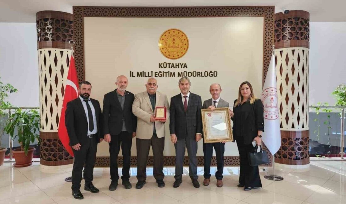 Kütahya İl Milli Eğitim Müdürlüğüne, Türk Kızılay Derneği tarafından, kan