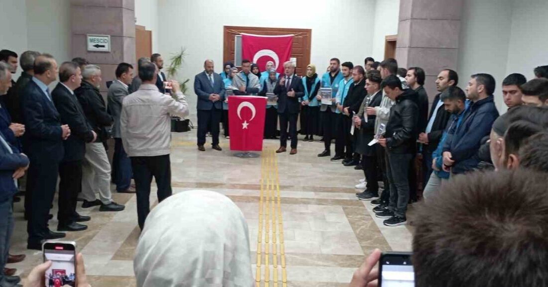 Kütahya Dumlupınar Üniversitesi (DPÜ) Geçerken Topluluğunca “Aksa Tufanı” operasyonunun yıldönümü