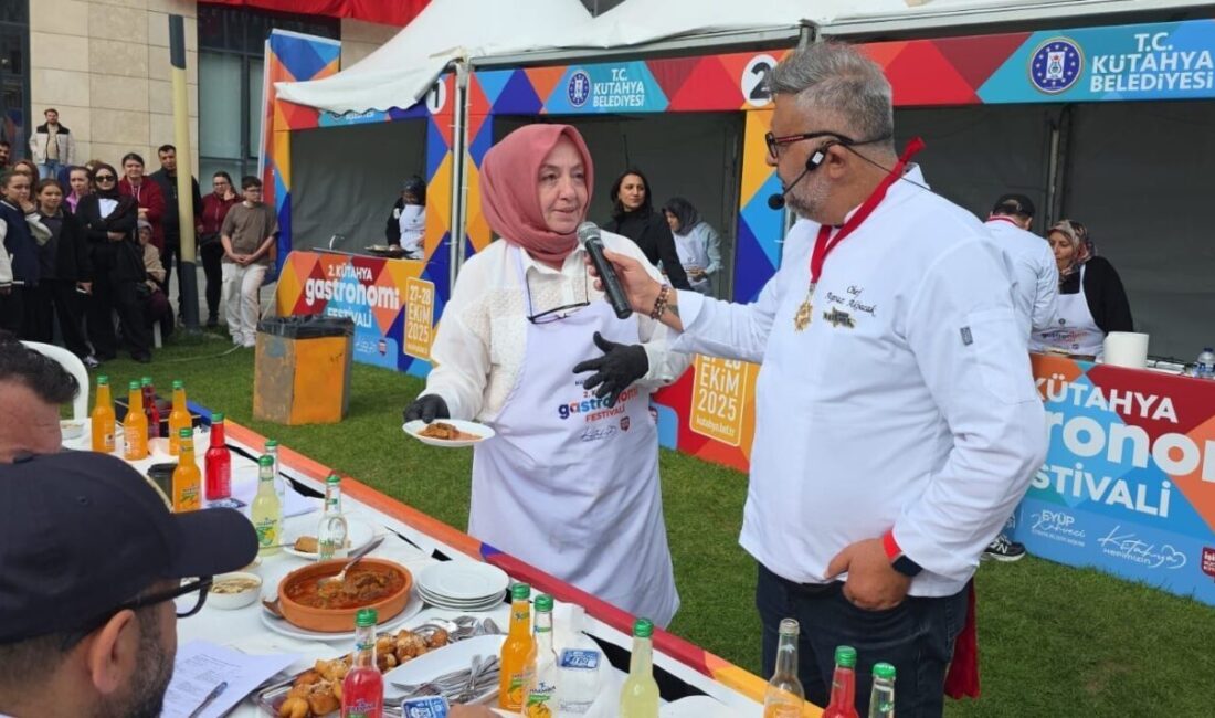 Kütahya Belediyesi tarafından düzenlenen 2. Kütahya Gastronomi Festivali, renkli etkinlikler