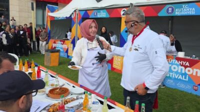 Kütahya Belediyesi tarafından düzenlenen 2. Kütahya Gastronomi Festivali, renkli etkinlikler
