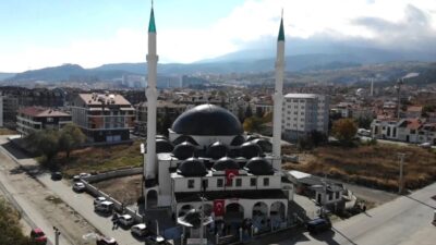 Kütahya’da yapımı tamamlanan Hira Camii ve Dr. Osman Konur 4-6