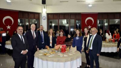 Kütahya Valisi Musa Işın’ın ev sahipliğinde, 29 Ekim Cumhuriyet Bayramı