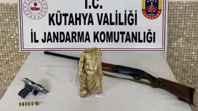 Kütahya’nın Emet ilçesinde jandarma ekipleri tarafından yapılan operasyonda bir köy