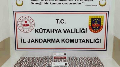 Kütahya İl Jandarma Komutanlığı ekiplerince uyuşturucu ile mücadele kapsamında düzenlenen